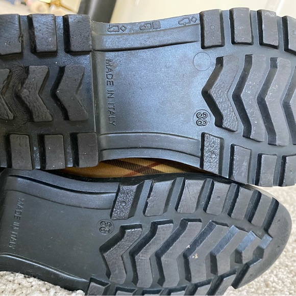 Burberry rainboots size 8 US - Picture 4 of 6